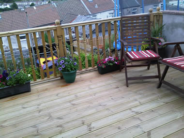 Landscaping, Patios & Decking